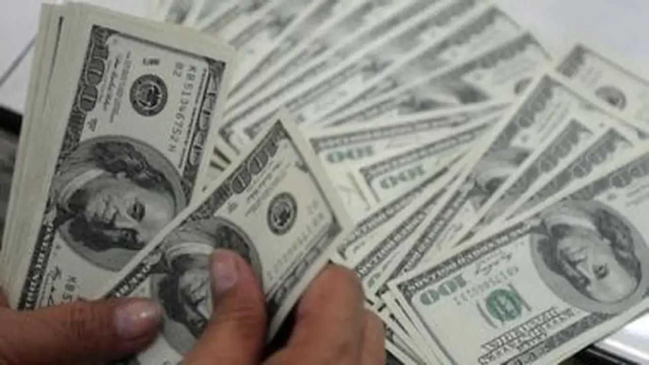 سعر الدولار في مصر يشهد استقرارًا ملحوظًا مع انتهاء الأسبوع